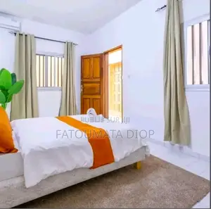Meublé 2chbre Appartement dans Almadies à Louer
