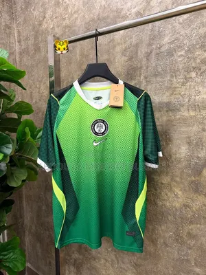 Maillots Nigeria Disponible