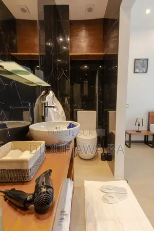 Meublé 8chbre Villa dans Villa En Location Et, Fann-Point E-Amitié