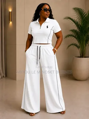 Ensemble Polo Bas Large Disponible