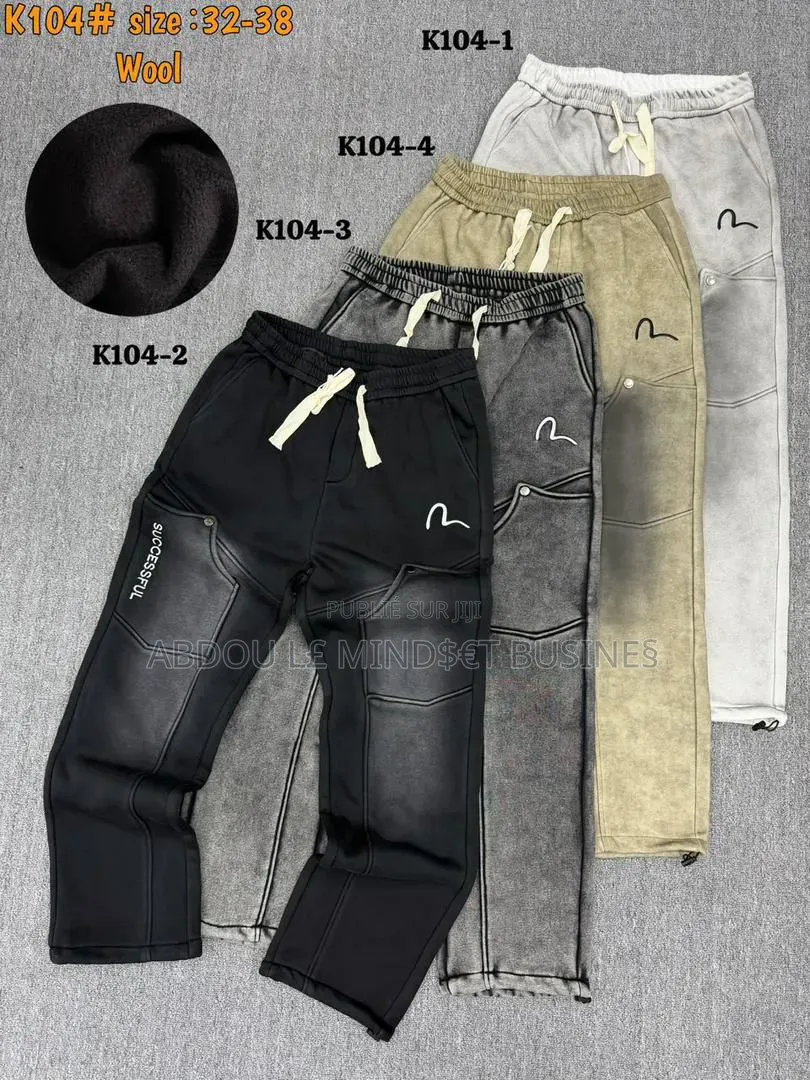 Joggers Bas Large Disponible