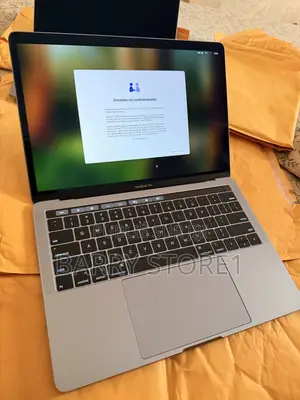 Ordinateur portable Apple MacBook Pro 2019 8GB Intel Core i5 SSD 256GB