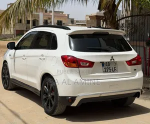 Mitsubishi RVR 2016 Blanc