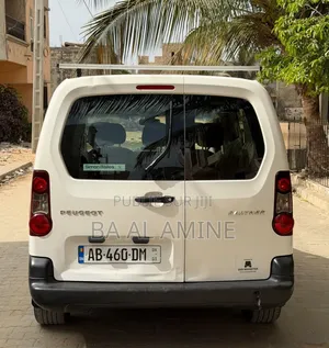 Peugeot Partenaire 2017 Blanc