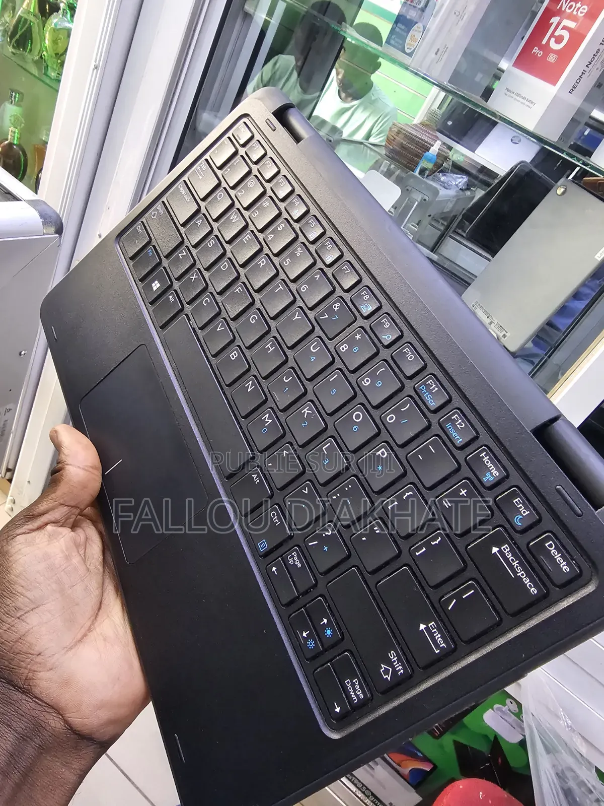 Nouveau Dell Latitude 3189 8GB Intel Celeron SSD 128GB