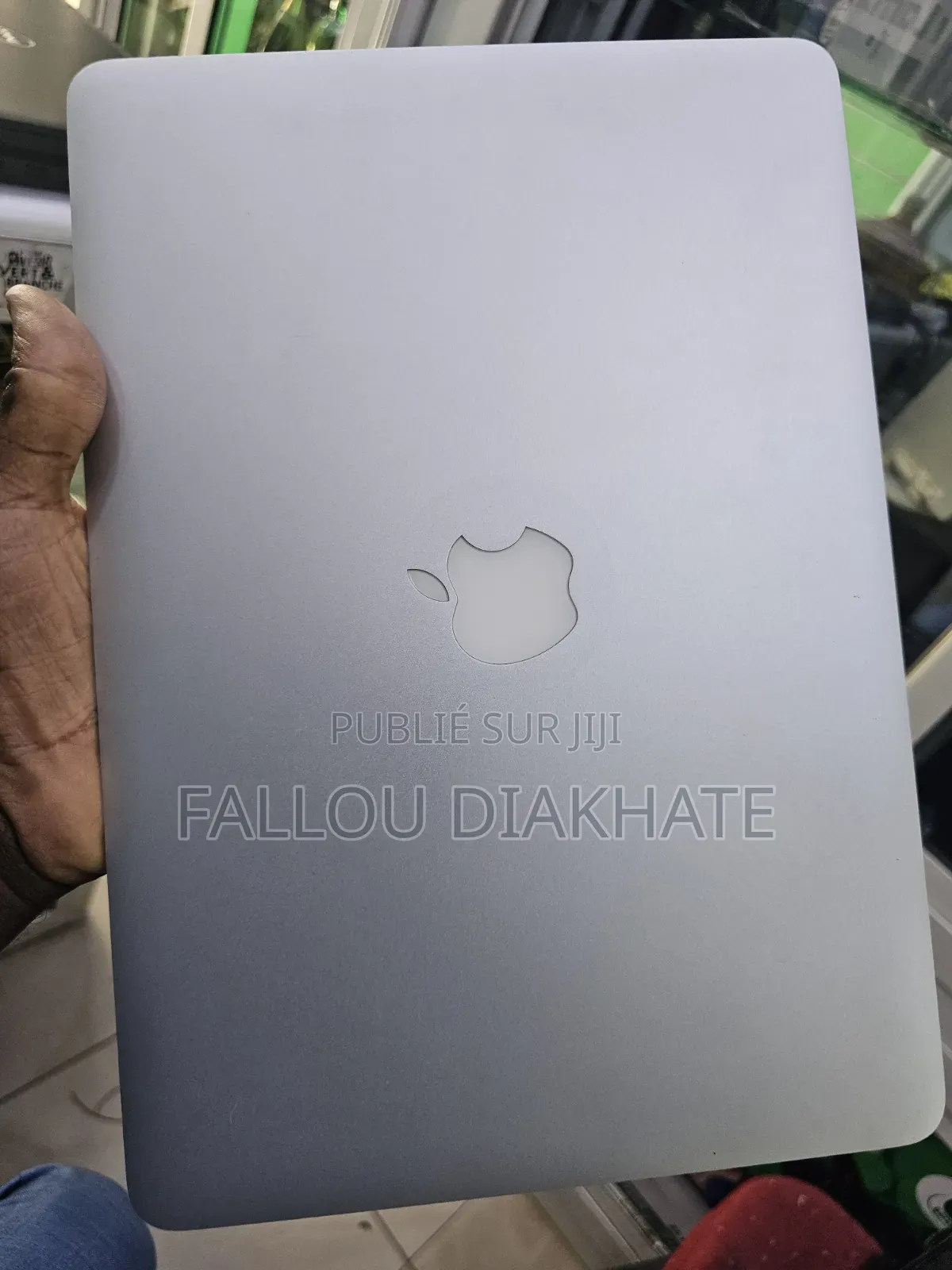 Ordinateur portable Apple MacBook Air 2017 8GB Intel Core i5 SSD 128GB