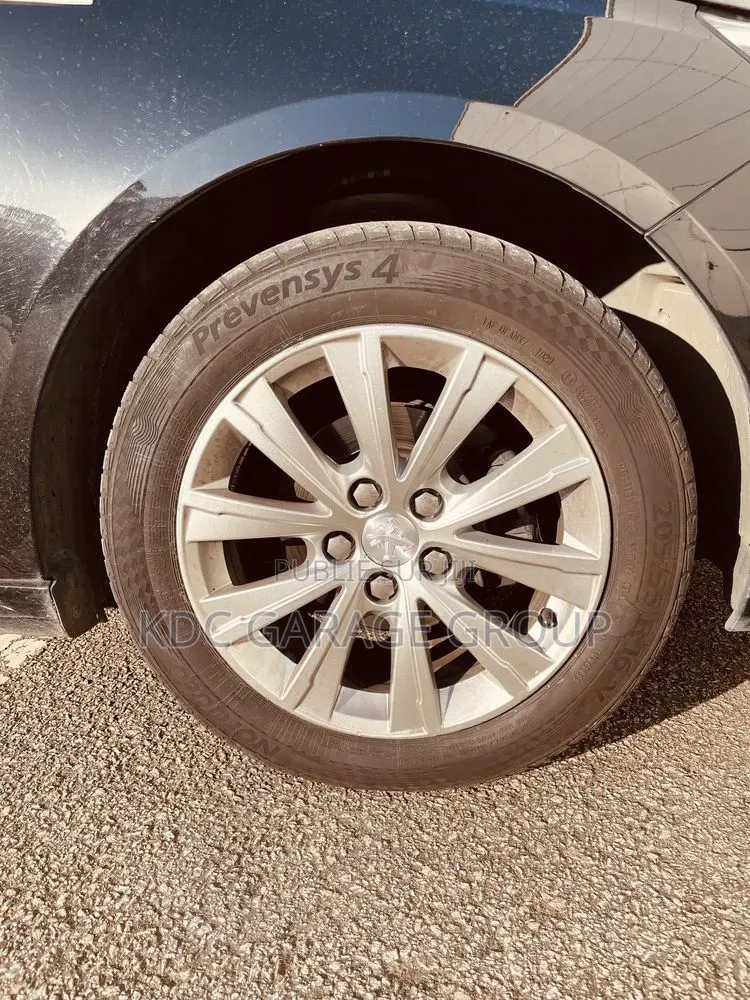 Peugeot 308 2020 Noir