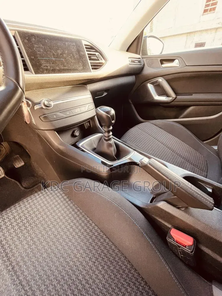 Peugeot 308 2020 Noir