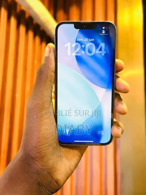 Nouveau Apple iPhone 13 128 GB Bleu