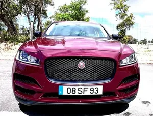 Jaguar F-Pace 2017 Rouge
