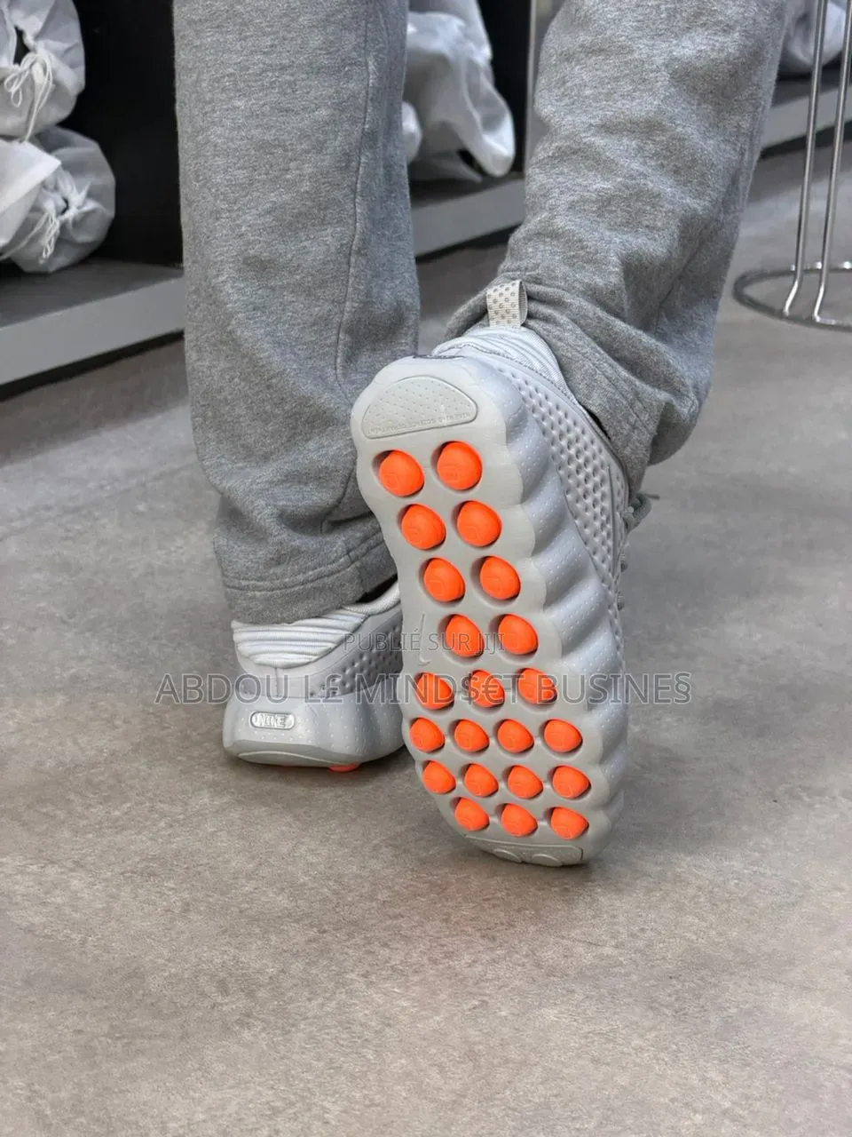 Nike Mind 002 Gris Disponible
