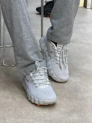 Nike Mind 002 Gris Disponible