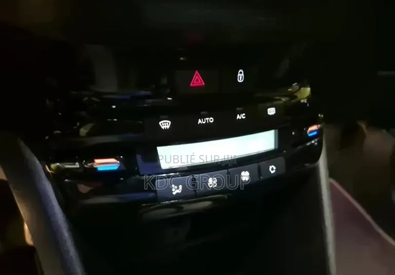Peugeot 2008 2018 Rouge