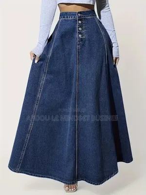 Jupes Jeans Très Shic Disponible