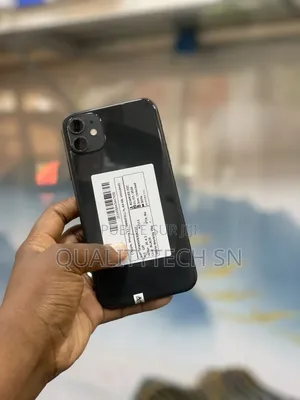 Nouveau Apple iPhone 11 64 GB Noir