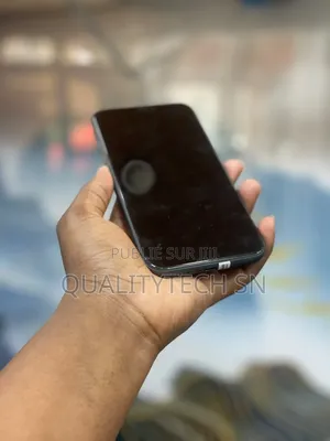 Nouveau Apple iPhone 11 64 GB Noir
