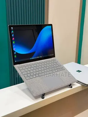 Nouveau Microsoft Surface Laptop 4 16GB Intel Core i5 SSD 256GB