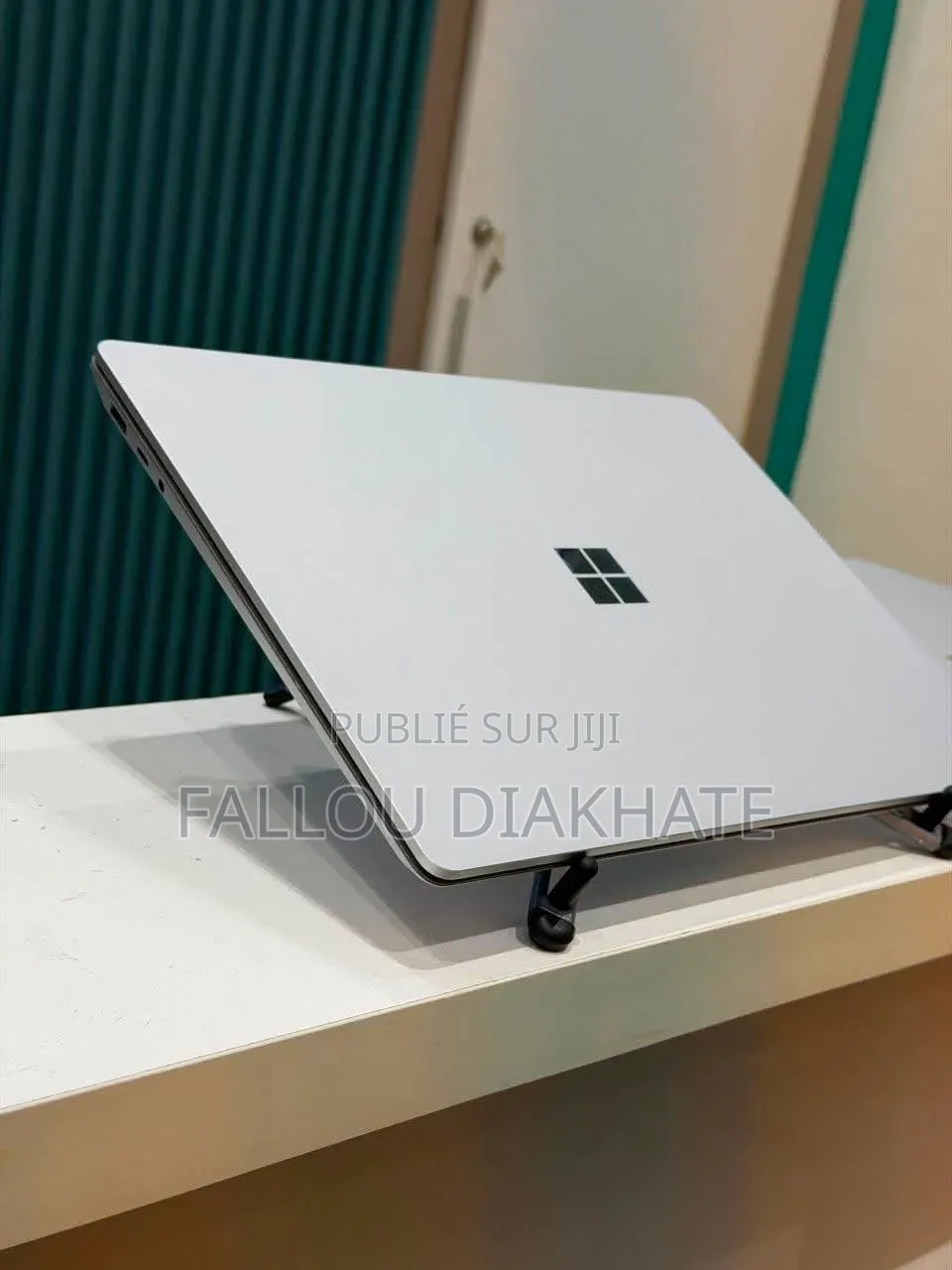 Nouveau Microsoft Surface Laptop 4 16GB Intel Core i5 SSD 256GB