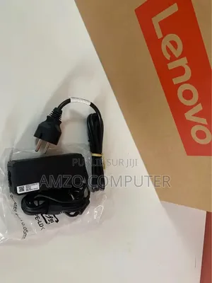 Nouveau Ordinateur portable Lenovo V15 8GB AMD Ryzen 3 SSD 512GB