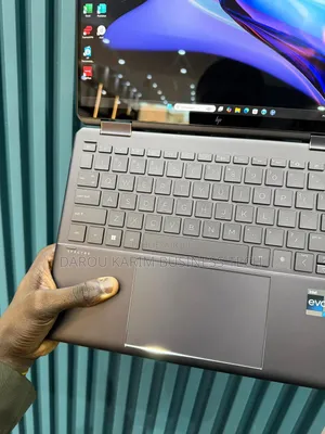 Nouveau HP Spectre X360 13 16GB Intel Core i7 SSD 512GB