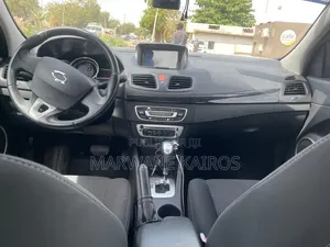 Renault Samsung SM6 2016 Gris