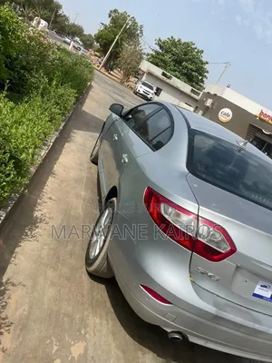 Renault Samsung SM6 2016 Gris