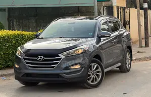 Hyundai Tucson 2017 Gris