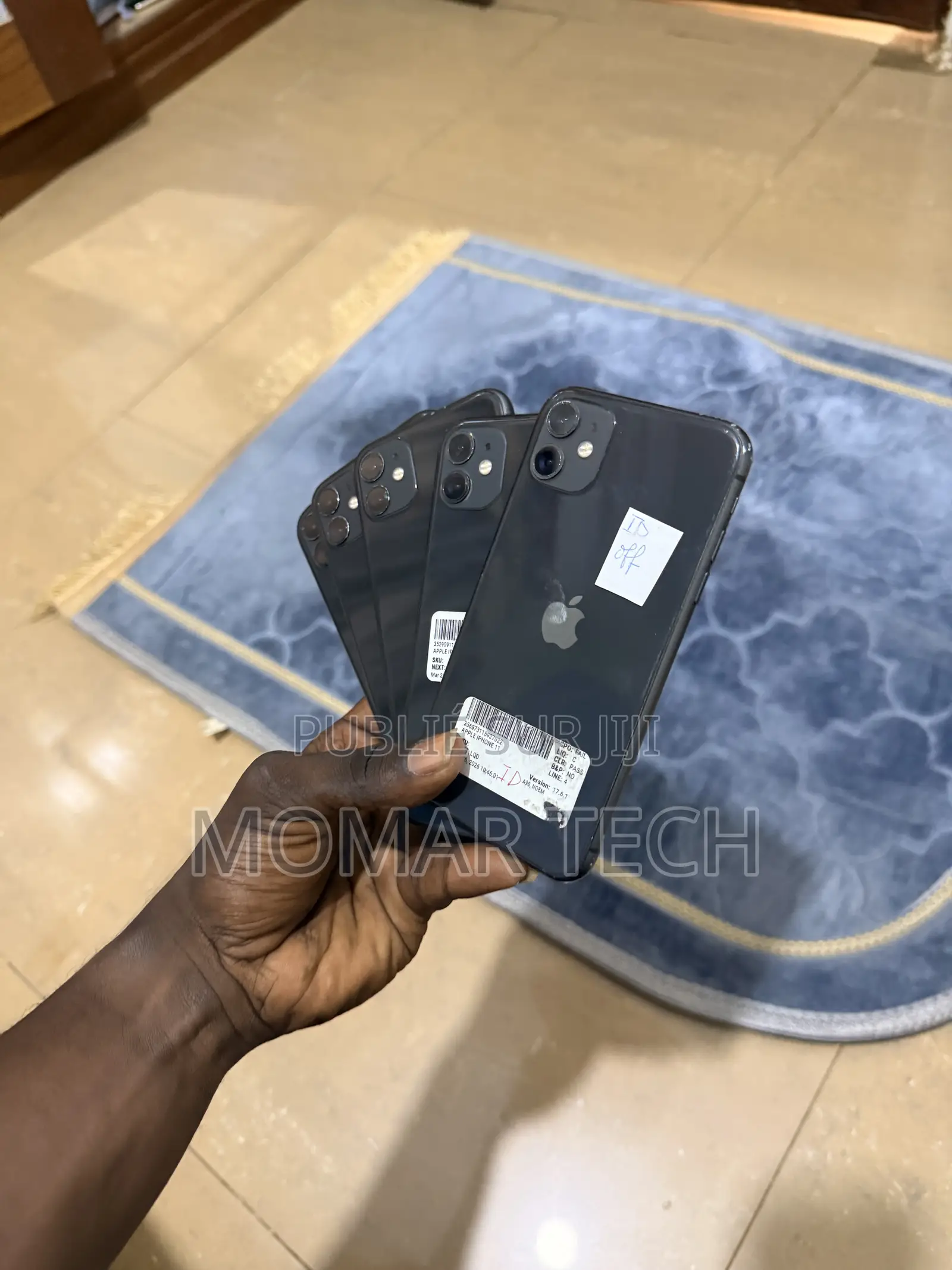 Apple iPhone 11 64 GB Noir