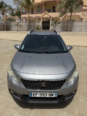 Peugeot 2008 1.6 BlueHD (100 Hp) 2016 Gris