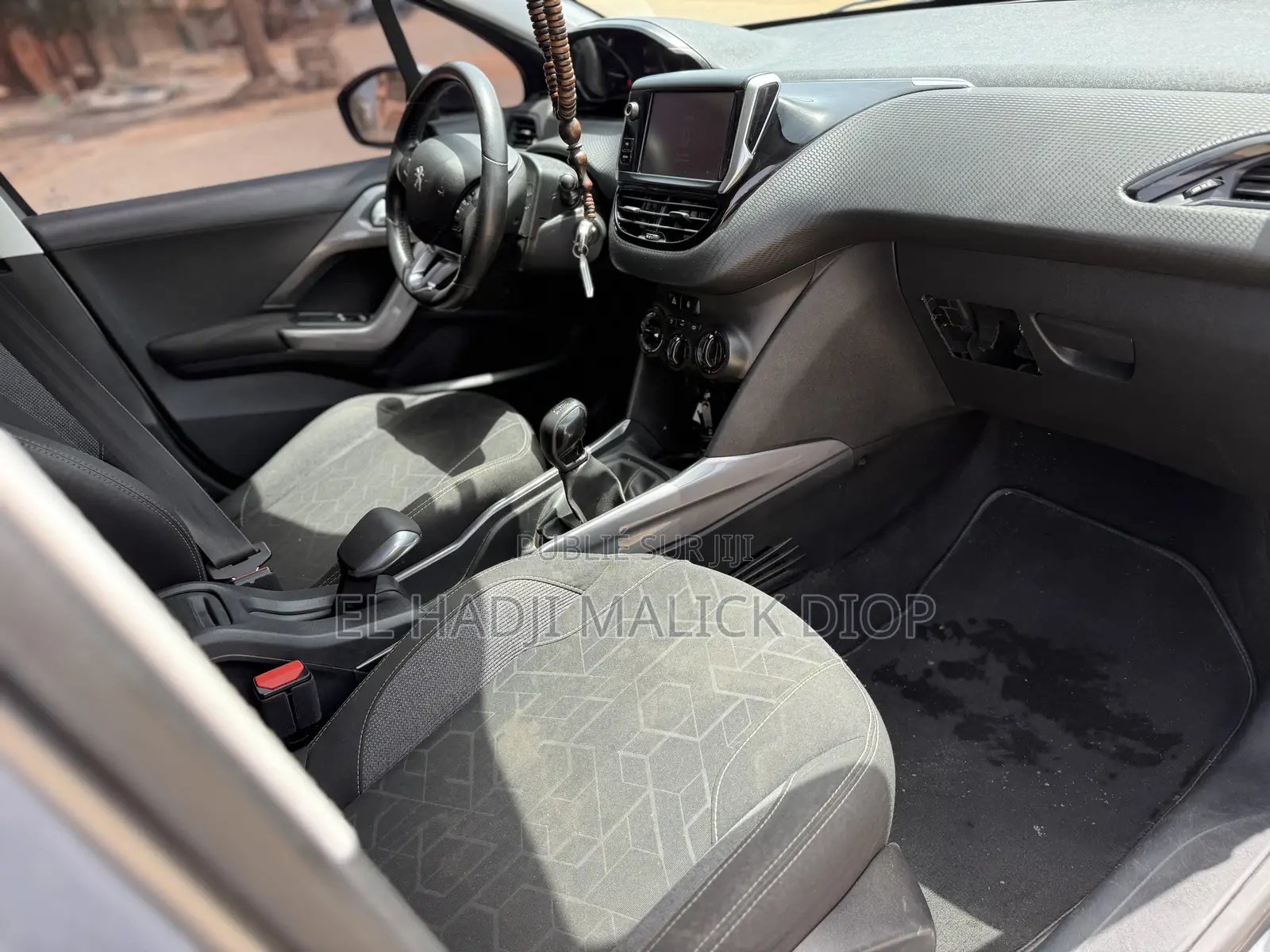 Peugeot 2008 1.6 BlueHD (100 Hp) 2016 Gris