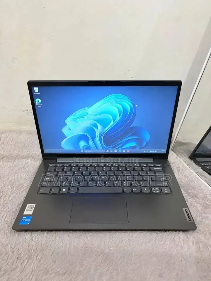 Ordinateur portable Lenovo V14 G4 IRU 8GB Intel Core i5 SSD 256GB