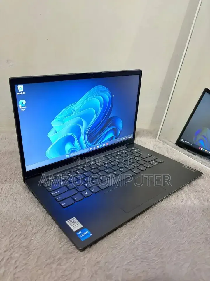 Ordinateur portable Lenovo V14 G4 IRU 8GB Intel Core i5 SSD 256GB