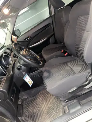 Suzuki Swift 2022 Marron