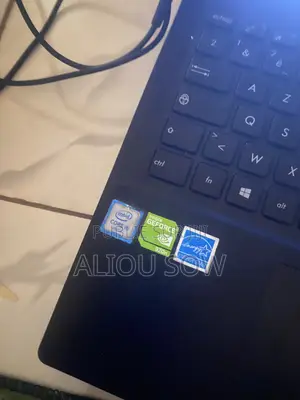 Ordinateur portable Asus ASUSPRO P2430UA 8GB Intel Core i5 SSD 1T