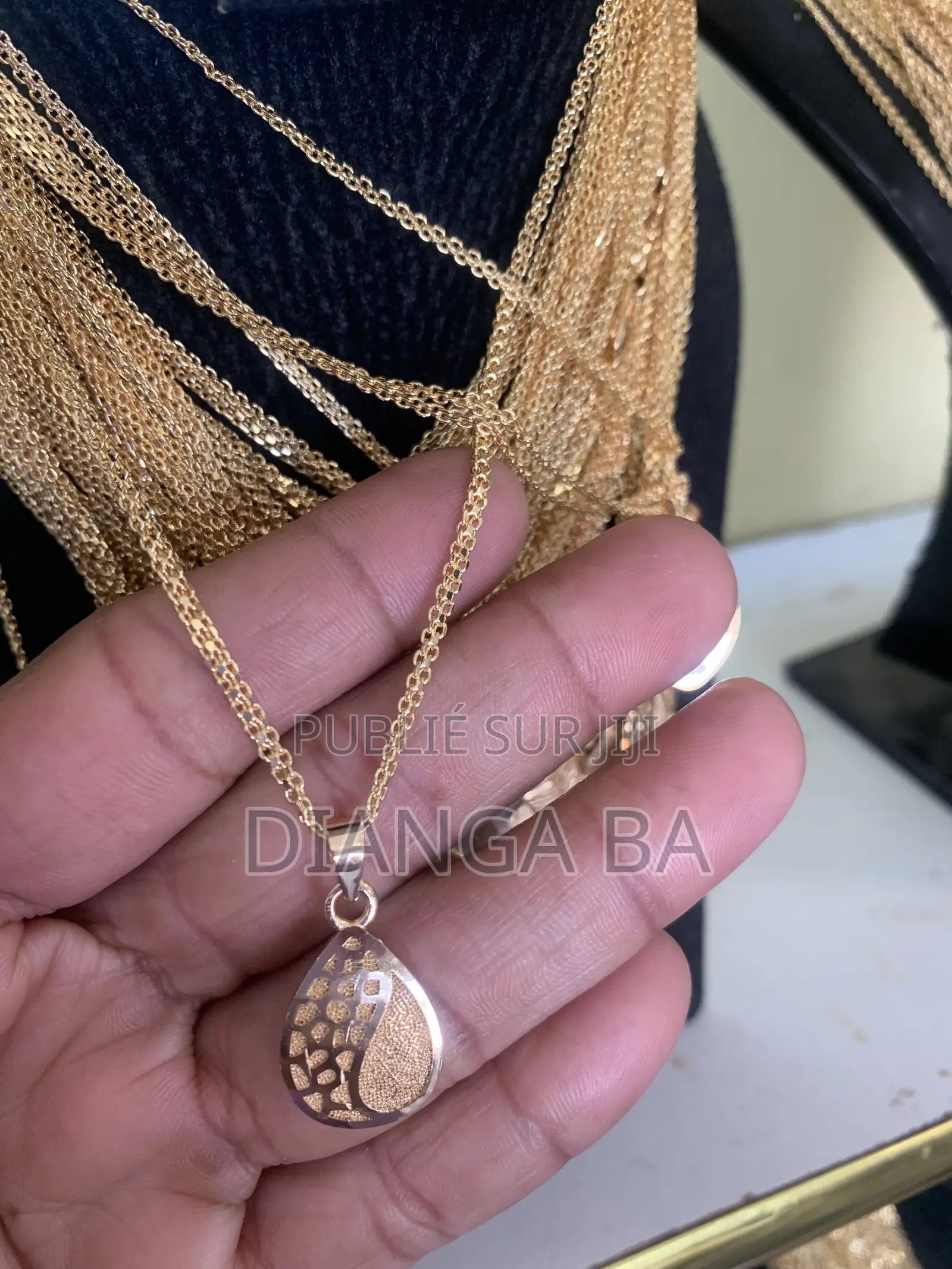 Vente De Bijoux Qualité