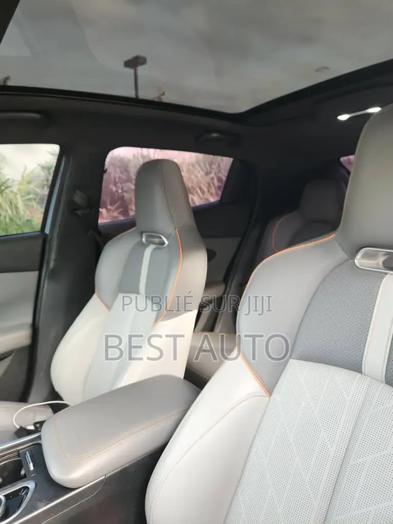 Changan UNI-T 2021 Bleu