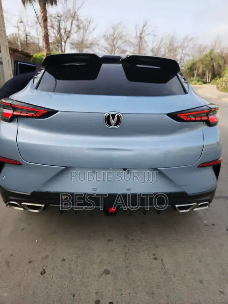 Changan UNI-T 2021 Bleu