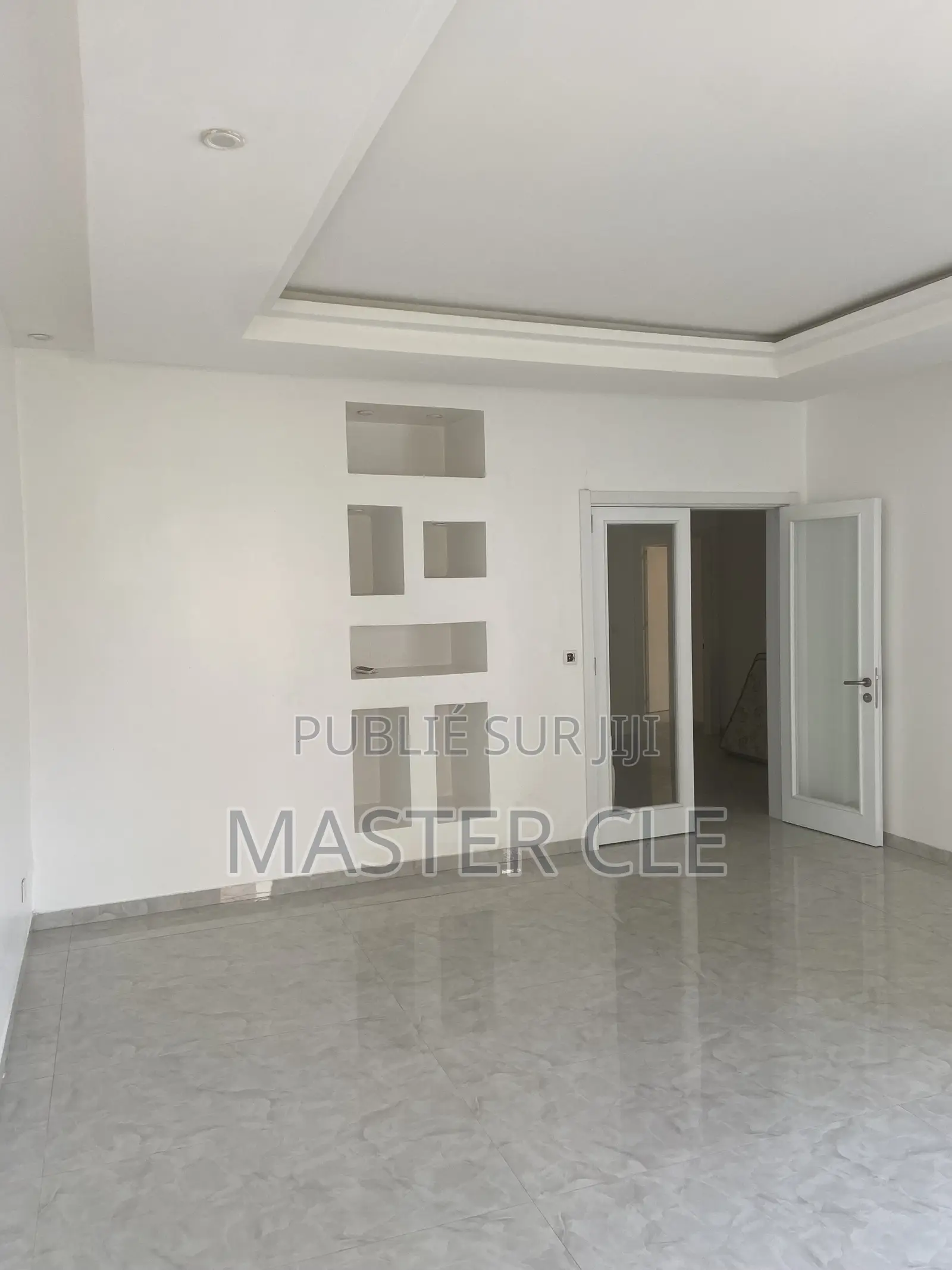 3chbre Appartement dans Ouakam à Louer