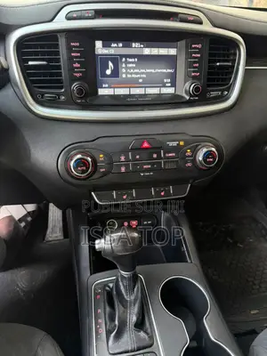 Kia Sorento 2018 Gris