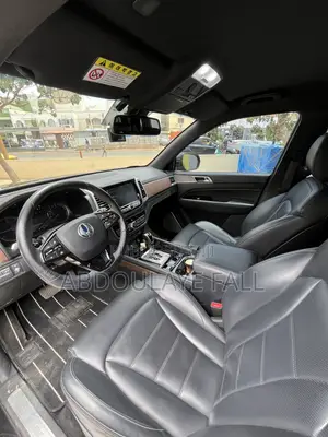 SsangYong Rexton 2017 Noir