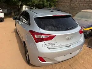 Hyundai Elantra 2016 Gris