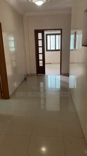 3chbre Appartement dans Fann-Point E-Amitié à Louer
