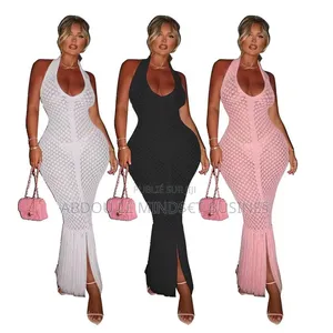 Robe Perforé Disponible
