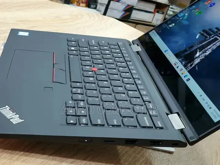 Nouveau Lenovo ThinkPad X390 16GB Intel Core i5 SSD 256GB