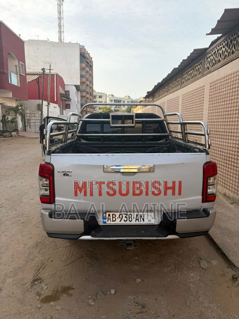 Mitsubishi L200 2021 Gris