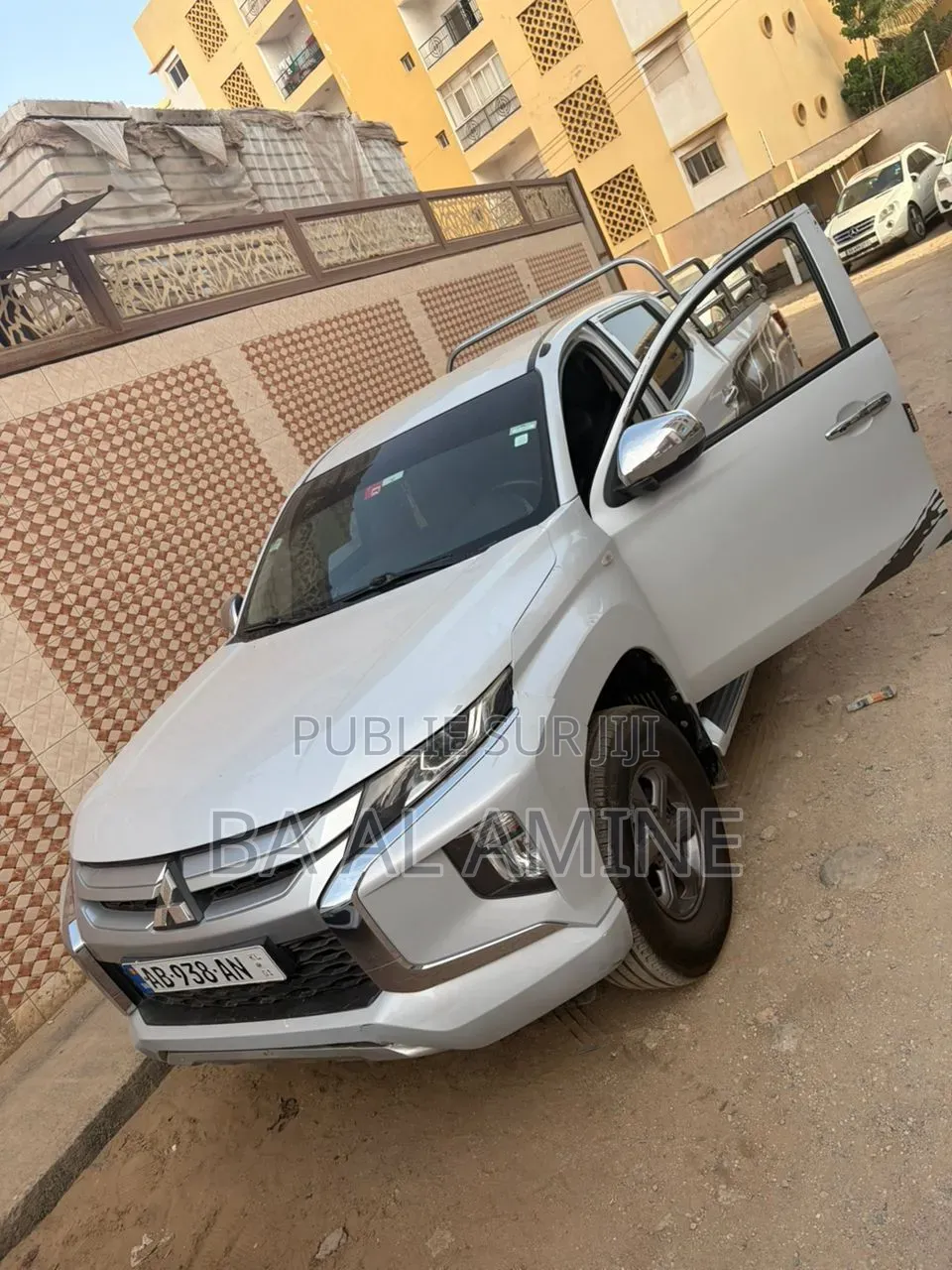 Mitsubishi L200 2021 Gris