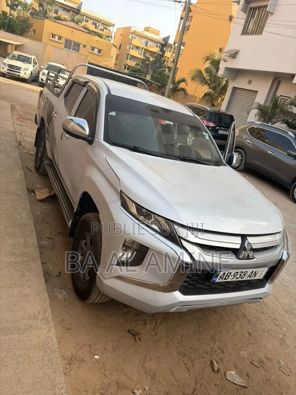 Mitsubishi L200 2021 Gris