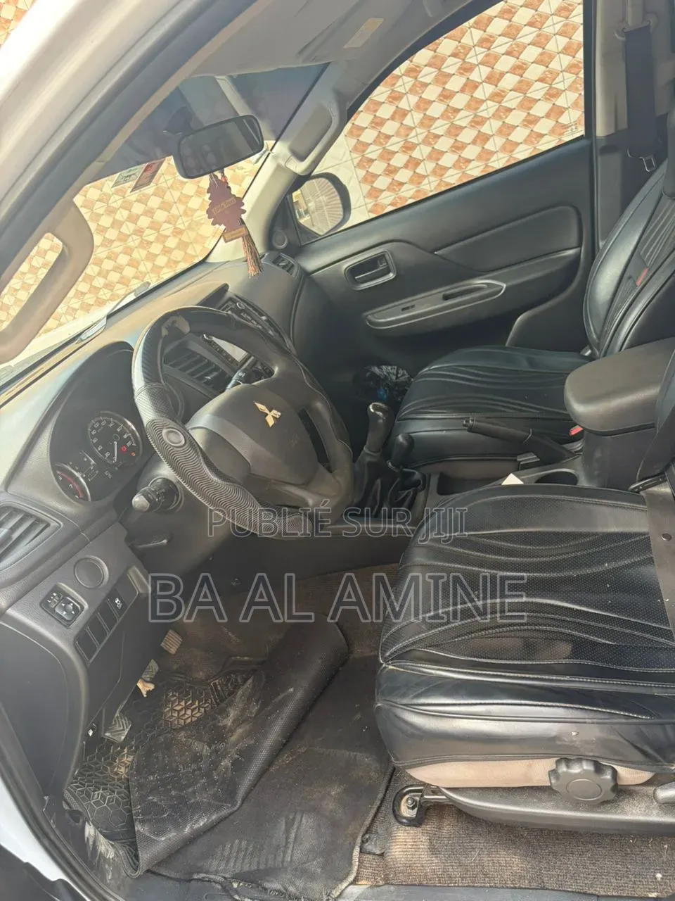 Mitsubishi L200 2021 Gris