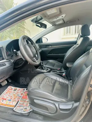 Hyundai Elantra 2017 Noir