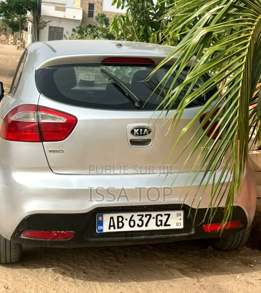 Kia Rio 2012 Gris